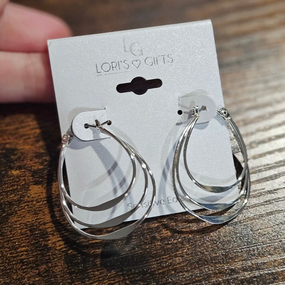Lori's Gifts Sensitive Ears Silver Tone Triple Teardrop Hoop Earrings NWT